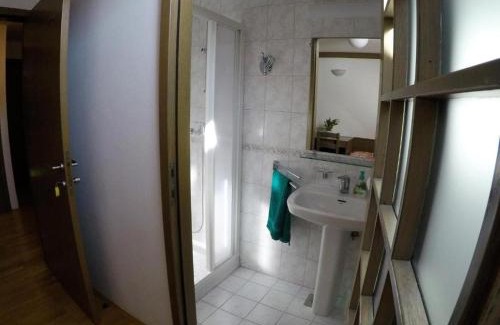 Trzic Bed & Breakfast | Karami Mountainhouse