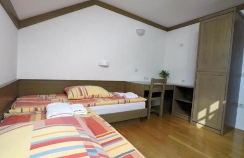 Trzic Bed & Breakfast | Karami Mountainhouse