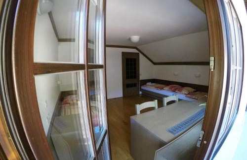 Trzic Bed & Breakfast | Karami Mountainhouse