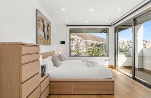 Los Cristianos Villa | Karat Villa Portofino