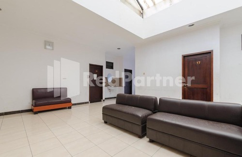 Binong Hotel | Karawaci Taman Permata Tiga Mitra RedDoorz