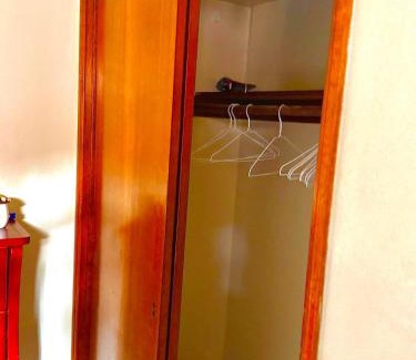 Blenman-Elm House | Karibu House