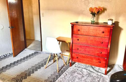 Blenman-Elm House | Karibu House