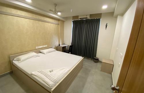 Perumbaikad Hotel | KARIPPALS INN