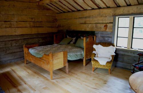 Alvkarleby Cabin | Karlsäter - Timmerstugan