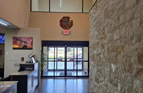 Karnes City Hotel | Karnes City Lodge