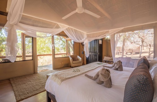 Hoedspruit Cabin | Karongwe Portfolio - Chisomo Safari Camp
