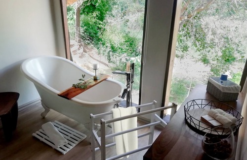 Maruleng Cabin | Karongwe Portfolio - Karongwe River Lodge