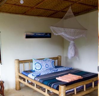 Rubuguri Cabin | Karungi Camp