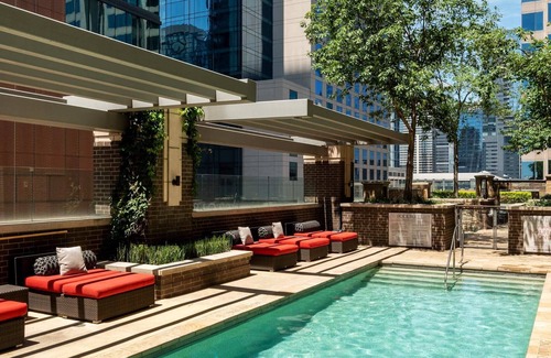 Waller Creek District Apartment | Kasa | Family Friendly 2BD, Pool & Gym | Austin