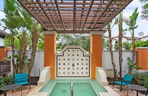 Davie Apartment | Kasa | Sunny and Spacious 2BD Near Miami | Fort Lauderdale