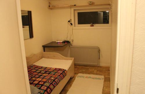 Vestmanna Hostel | Kassie & Gia's Home