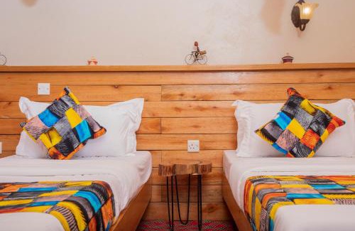 Fort Portal House | Kaswa Lodge