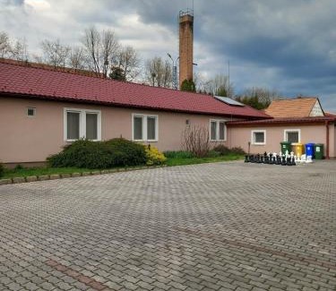Oroszlany House | Kata Panzió