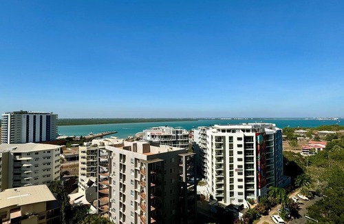 Darwin City Centre Apartment | Katara on Woods