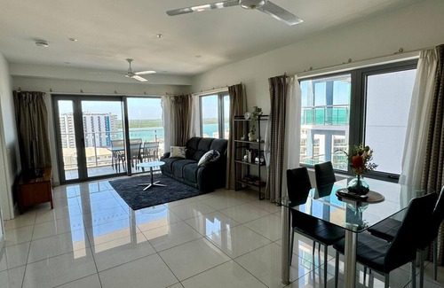 Darwin City Centre Apartment | Katara on Woods