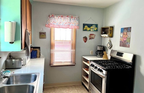 Clintonville House | Katie's House- A Columbus Clintonville VRBO House