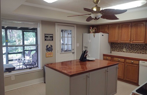 Crystal River House | Kayaker's & Bass Fishing Paradise! Dogs Welcome!