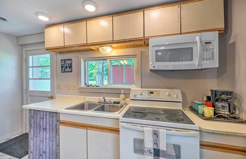Mecosta Cottage | Kayaks & Grill: Pet-Friendly Mecosta Cottage!