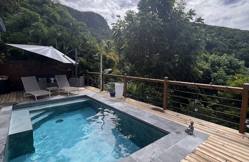 Riviere-Sens Villa | KAZANOU Beautiful villa with sea view and prime location