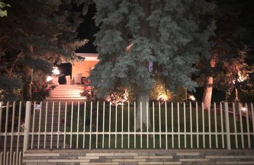 Balatonakarattya Villa | Kazinczy Villa
