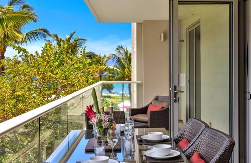 Honokowai Condo | KBM Resorts | Spacious 5-Bedroom Honua Kai Collection | Multi Unit Listing | Same Floor | Ocean Glimpses + 2 Free Rental Cars! HKK-334/49