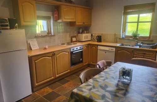 Achill Island House | Kearneys Cottage, Dugort, Achill Island, County Mayo - 3 Bedroom Sleeps 6