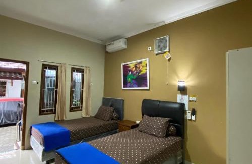 Wirobrajan House | Kedyla Homestay Syariah