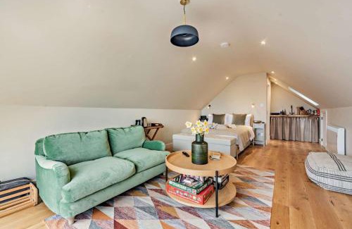 Brimpsfield House | Keepers Annexe