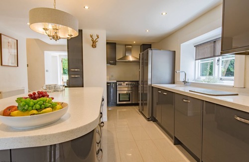 Patrixbourne Apartment | Keepers Cottage by Bloom Stays - lovely rural house in 5 acres with 3 bedrooms