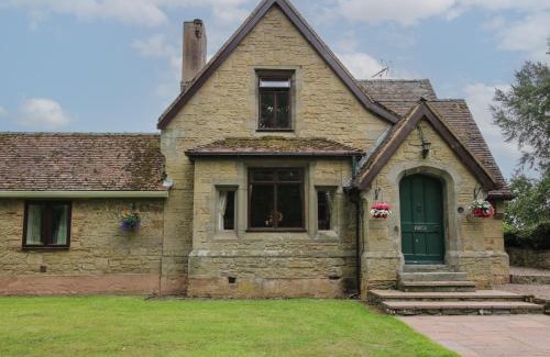 Aymestrey House | Keepers Cottage