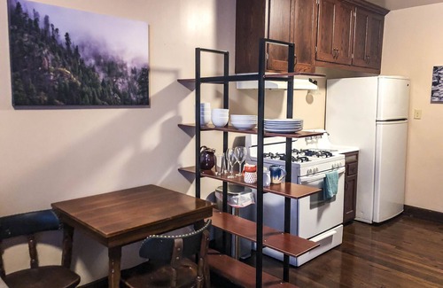 West Allis House | Kegel's Inn - 1 Bedroom - Classic Apartment #1