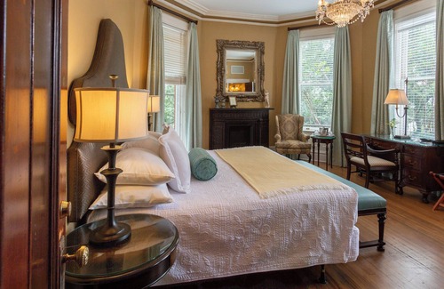 Historic District - North Bed & Breakfast | Kehoe House, Historic Inns of Savannah