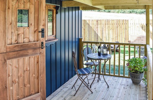Easterside Cottage | Keldholme Shepherds Hut - UK37158