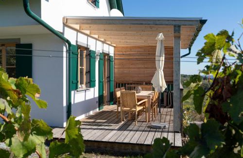 Eisenberg an der Pinka House | Kellerstöckl Weinblick I und II