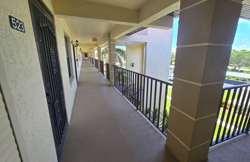 Iona Condo | Kelly Greens, Fort Myers, Golf Course Access Included