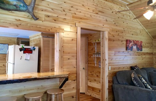 Pittsburg House | Kelly's Cottage ~ clean, cozy & cute cabin in Pittsburg, NH