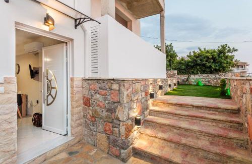 Paralia Vergas House | Kelly's Sunset Apartment 1 Κalamata