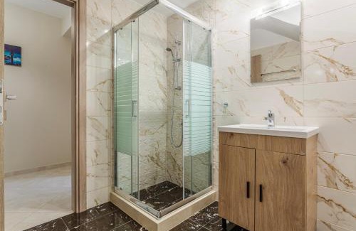 Paralia Vergas House | Kelly's Sunset Apartment 1 Κalamata