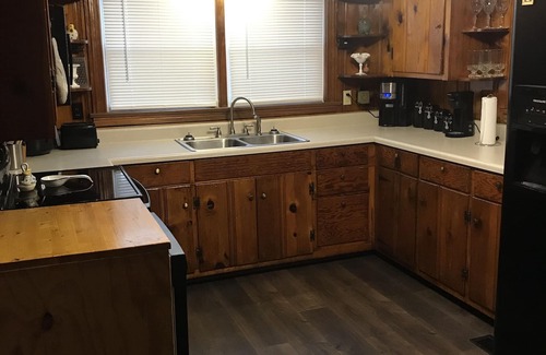 Elrod House | KEMP’S BL’ONE 20 minutes to University of Ala