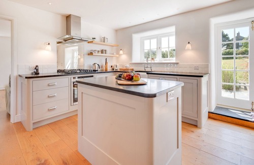 Castallack House | Kemyel Mill - Three Bedroom House, Sleeps 6