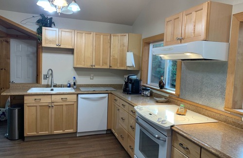 Funny River House | Kenai Rv 600 Yrds Away/Summer & Winter Activities/Snowmachine 4Wheeler Trails!
