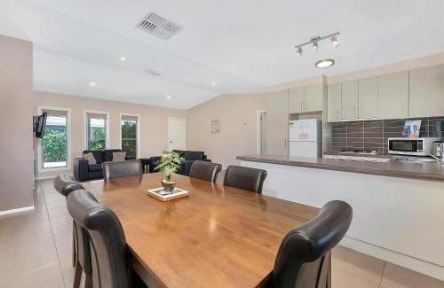 Mulwala Resort | Kennedy Holiday Villas