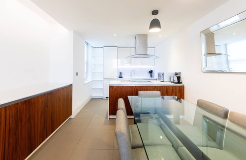 Queen's Gate Apartment | Kensington Apartments - Luxury Two Bed Rooms Apar