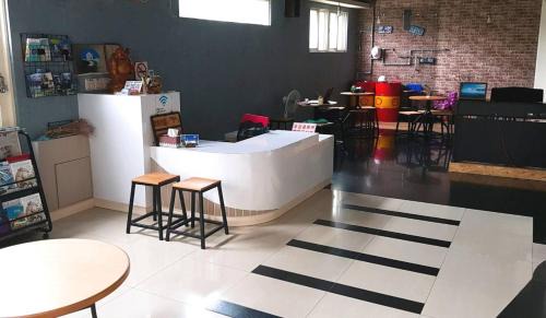 Big Beach House | Kenting Jinjin Music Inn