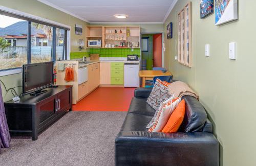 Manapouri House | Kepler Mountain View