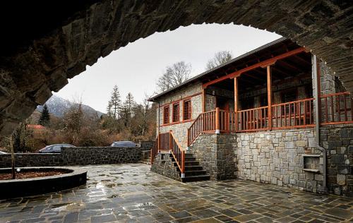Vovousa Hotel | Kerasies Guesthouse