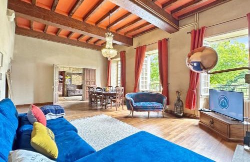 Pluguffan Villa | Keriner manoir 10 pieces avec parc arbore