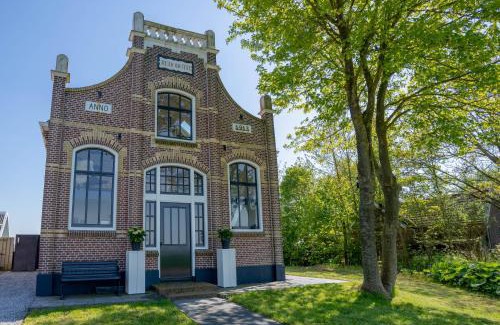 Peins House | Kerkje van Peins