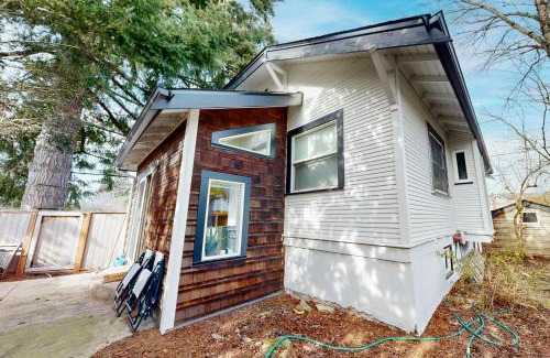 Kerns House | Kerns Bungalow